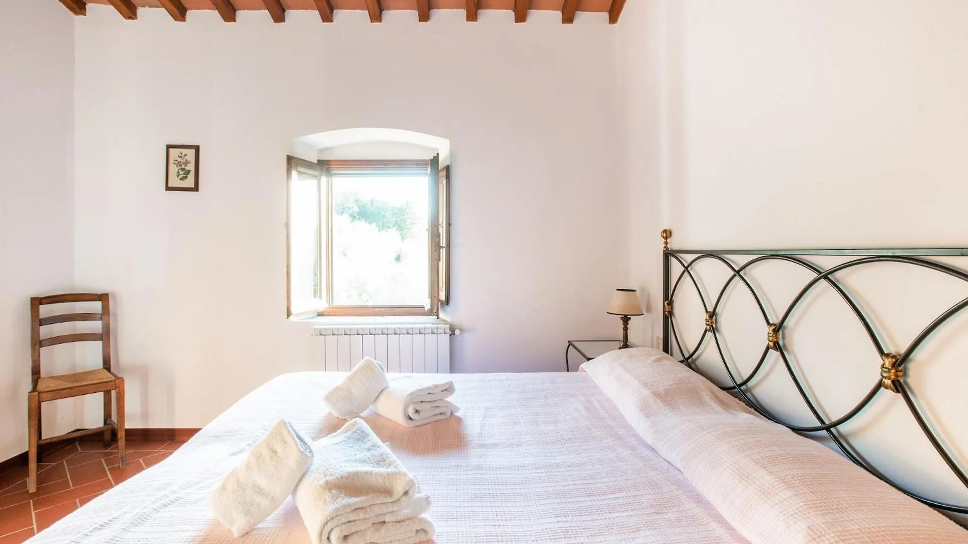 Cosy Holiday Home In Tuscany With Shared Swimming Pool San Casciano in Val di Pesa