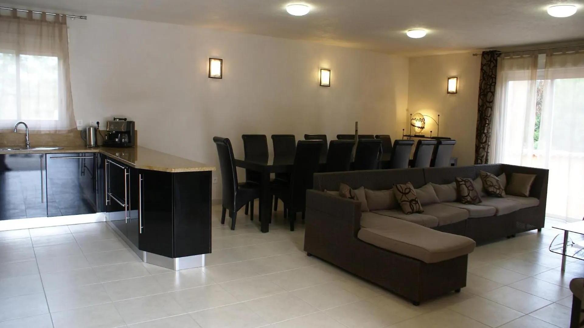 Cosy Holiday Home In Tuscany With Shared Swimming Pool San Casciano in Val di Pesa