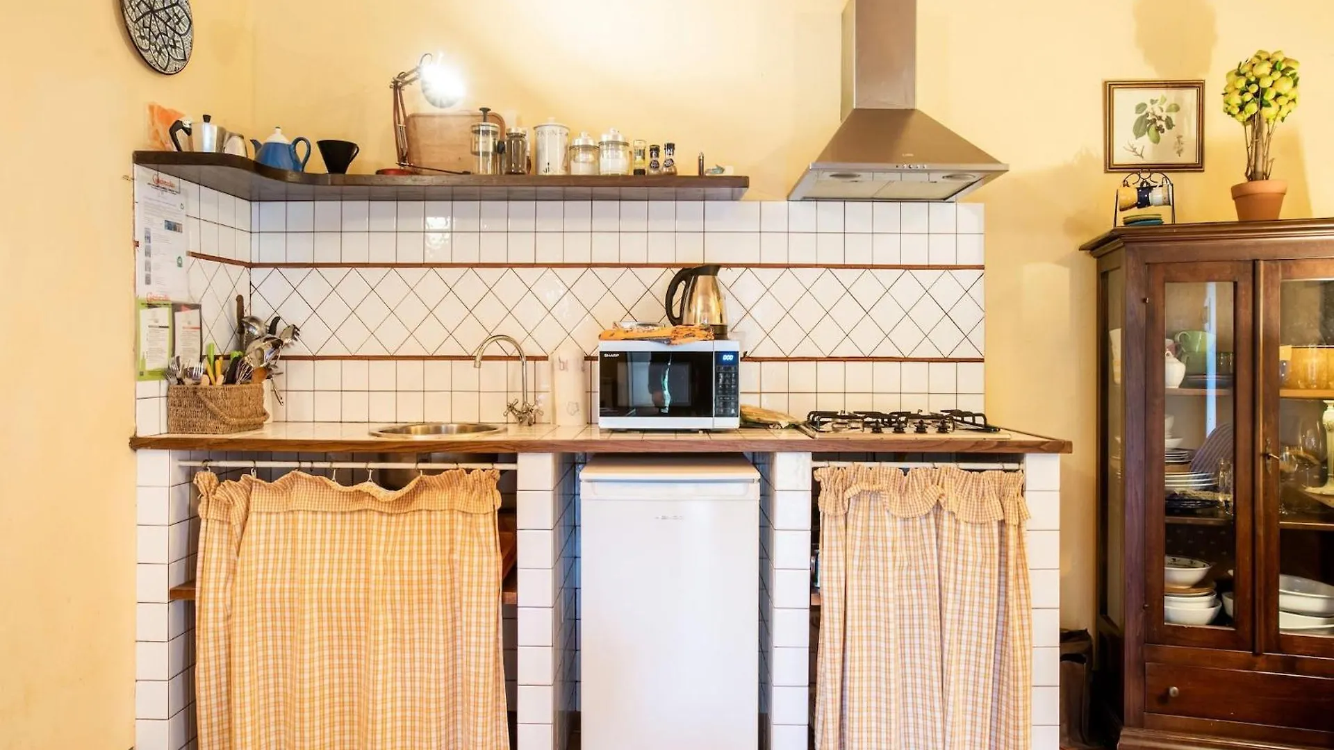 Cosy Holiday Home In Tuscany With Shared Swimming Pool San Casciano in Val di Pesa