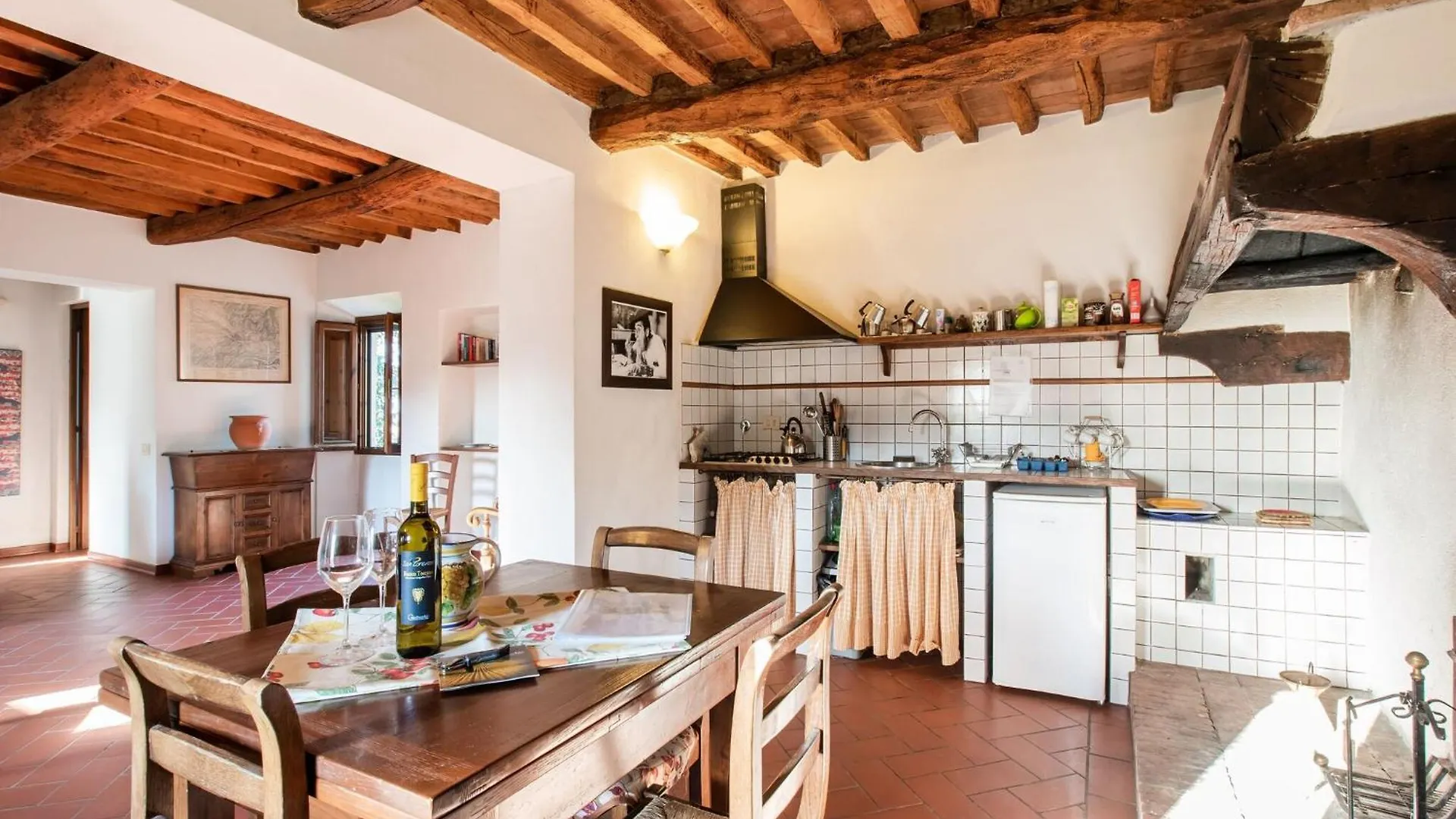 Cosy Holiday Home In Tuscany With Shared Swimming Pool San Casciano in Val di Pesa
