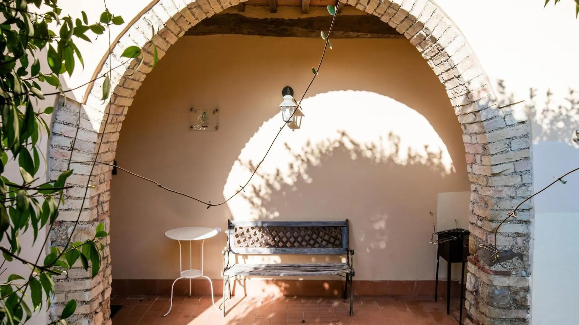 Cosy Holiday Home In Tuscany With Shared Swimming Pool San Casciano in Val di Pesa