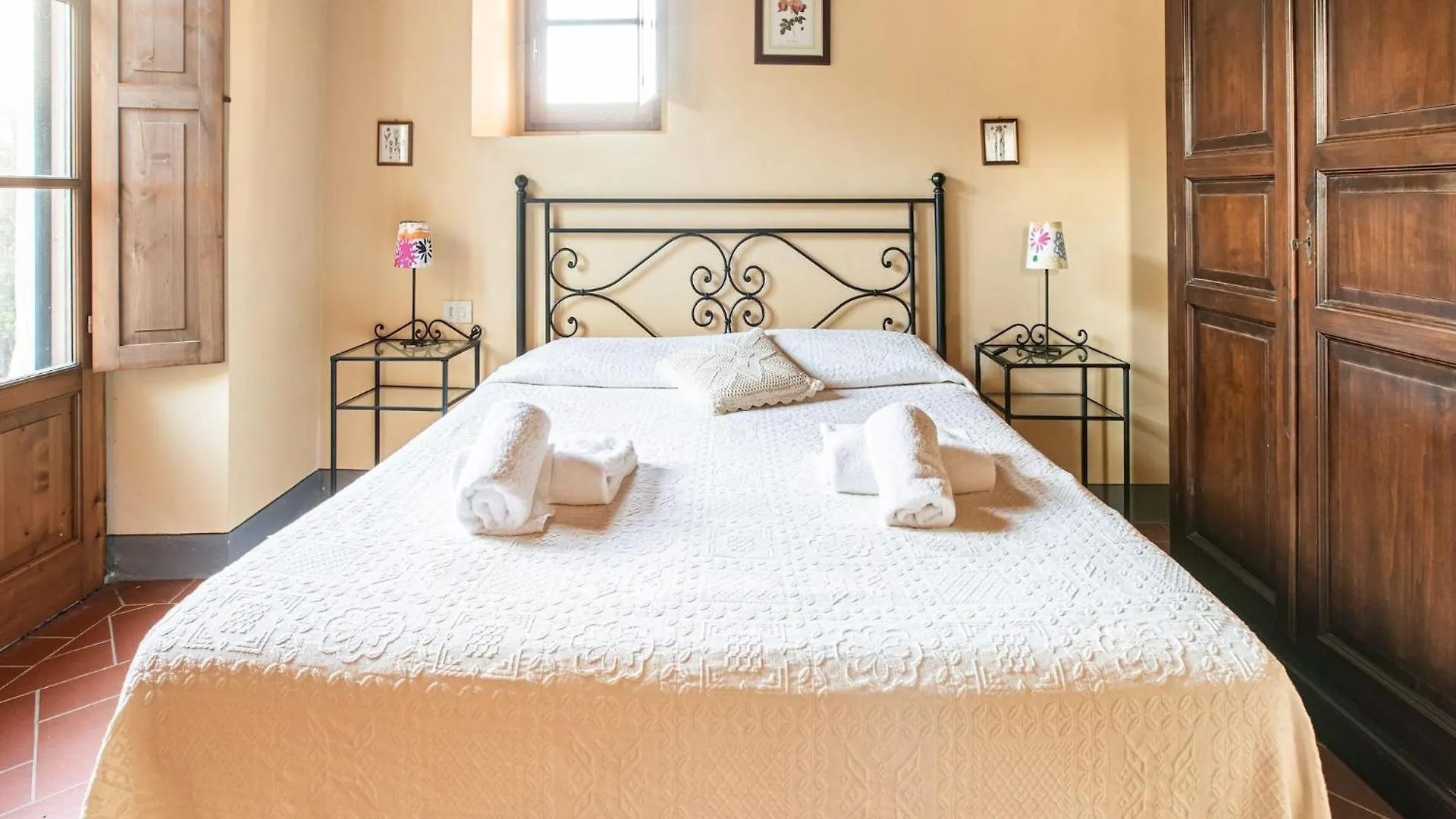 Cosy Holiday Home In Tuscany With Shared Swimming Pool San Casciano in Val di Pesa Itálie